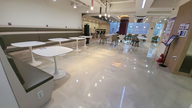 파일:스터디카페 셀디 전남대정문점.jpg