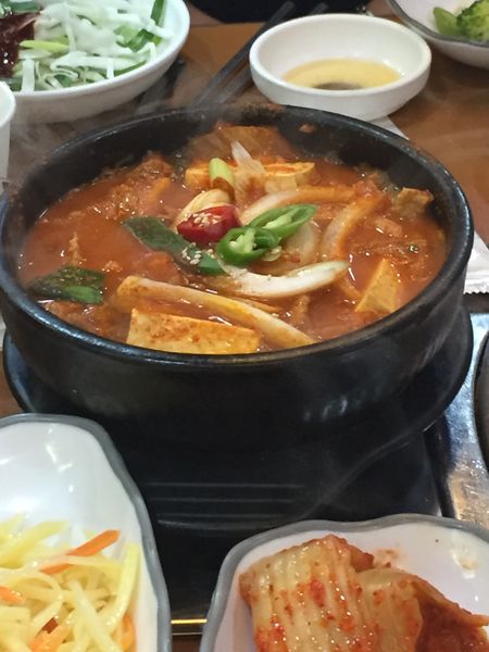 파일:광주 평화식당-김치찌개.JPG