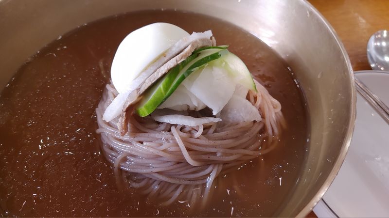 파일:평양냉면.jpg