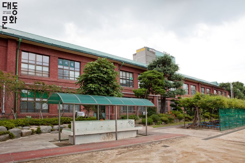 파일:광주수창초등학교-본관-대동문화재단 보유사진.jpg