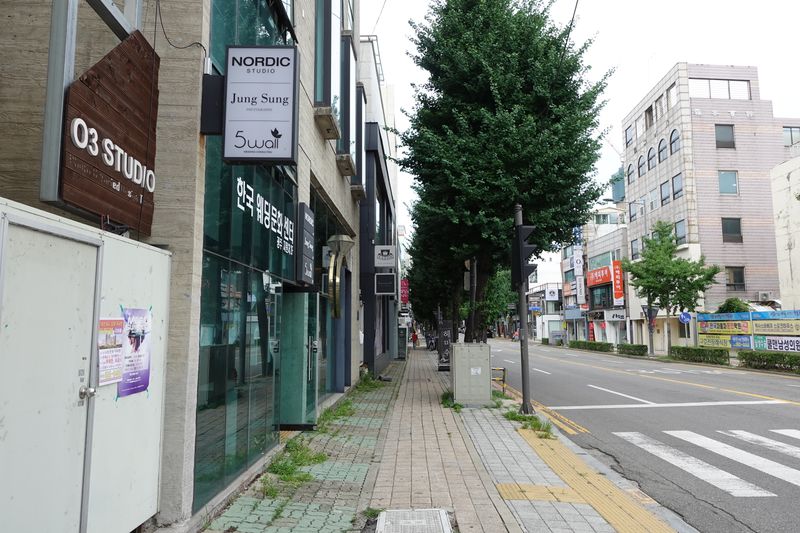 파일:광주 웨딩의 거리-한국웨딩문화센터 앞.JPG