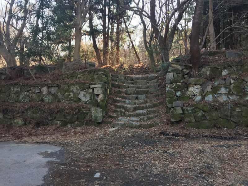 파일:무등산 옛길-원효사 인근 계단.JPG