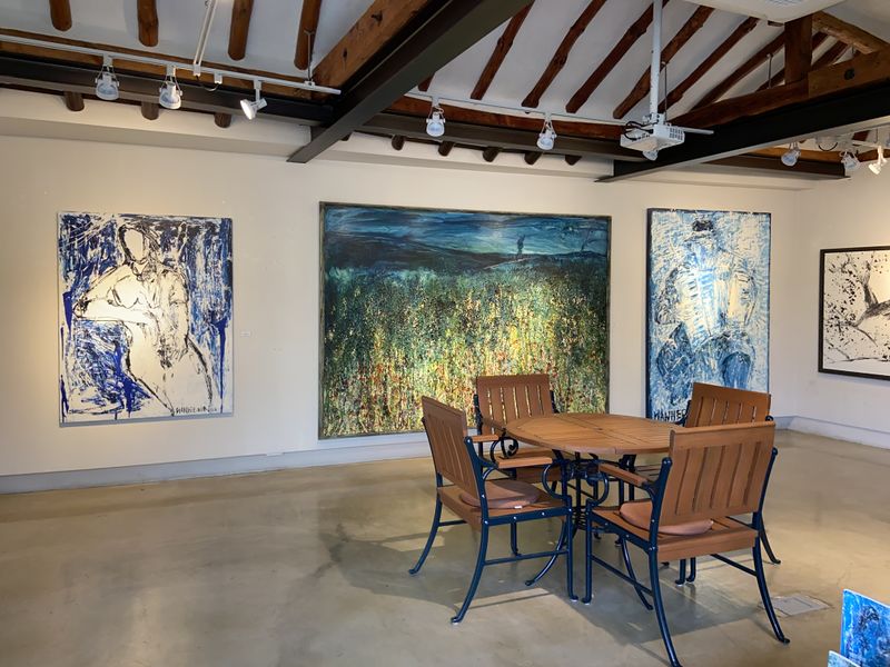 파일:한희원미술관 내부.jpeg