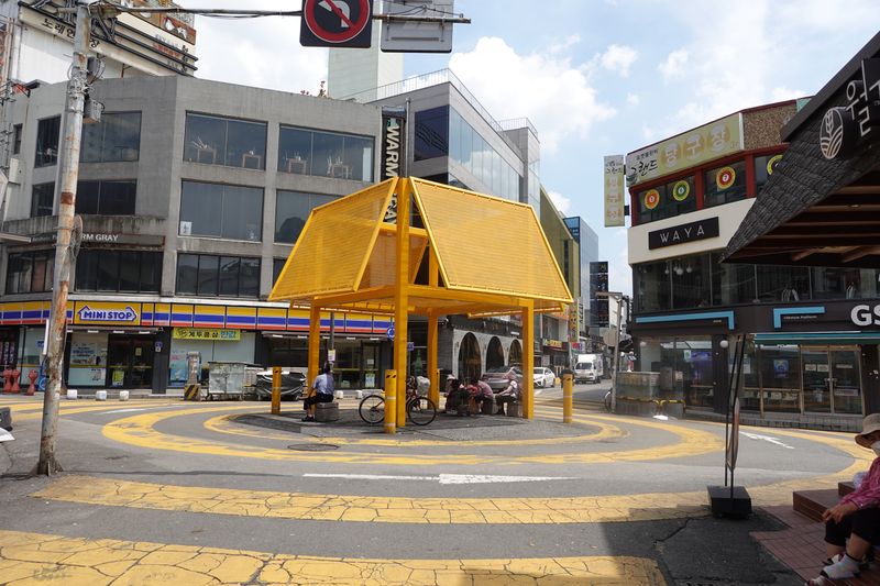 파일:구시청사거리-광주폴리 열린공간.JPG