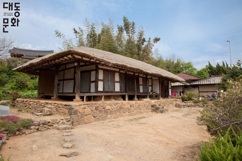 파일:박용철-용아생가-대동문화재단 보유사진.jpg