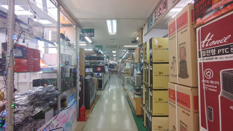 파일:반도상가 내부.jpg