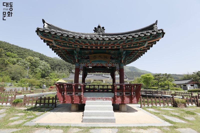 파일:한국가사문학관-정자-대동문화재단 보유사진.jpg