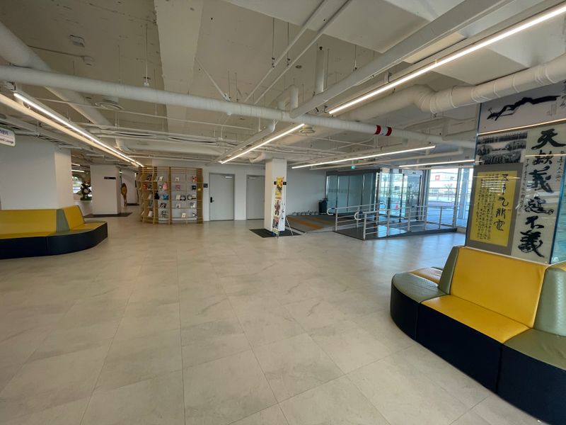 파일:3d 10 ref 01.jpg