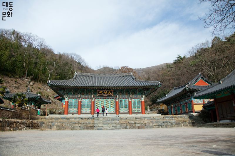 파일:증심사-대웅전-대동문화재단 보유사진.jpg