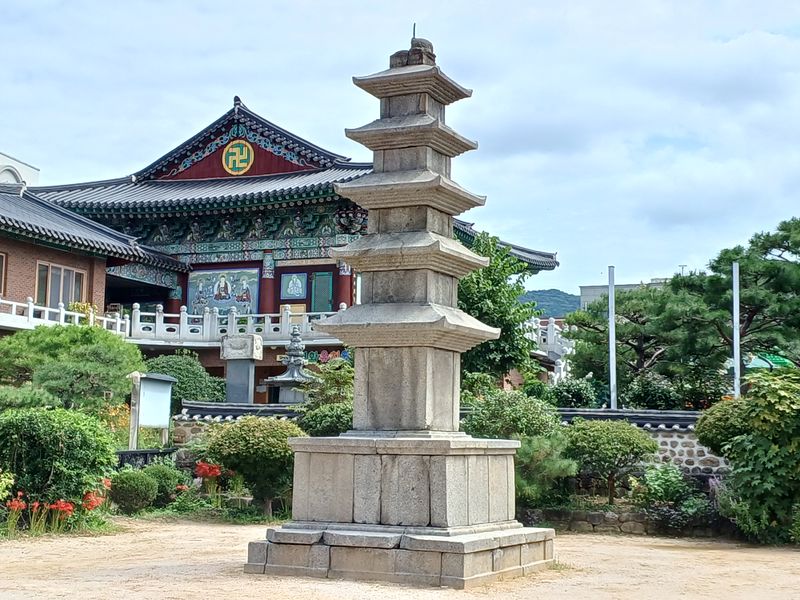 파일:광주 지산동 오층석탑1.jpg